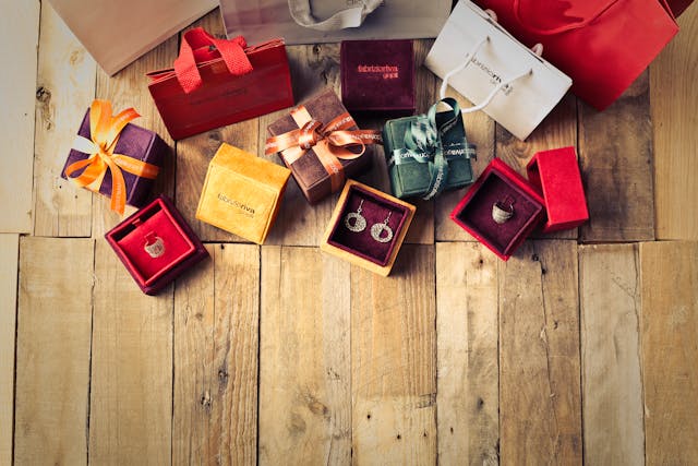 How to Start a Small Gift Shop